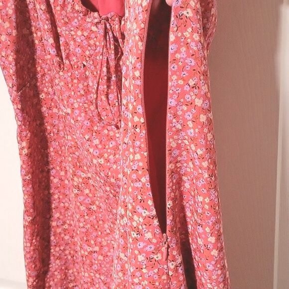 Bp. Pink Multi Floral Dress With Puff Sleeves & Tie Detail 1X‎ - Picture 4 of 5